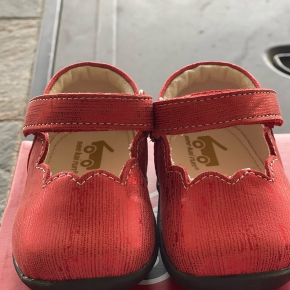 Toddler size 3 Mary Jane Shoes - Picture 4 of 5